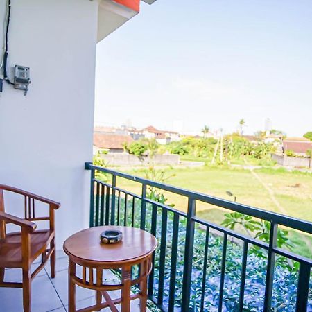 Pondok Sariqu Hotel Legian  Bagian luar foto