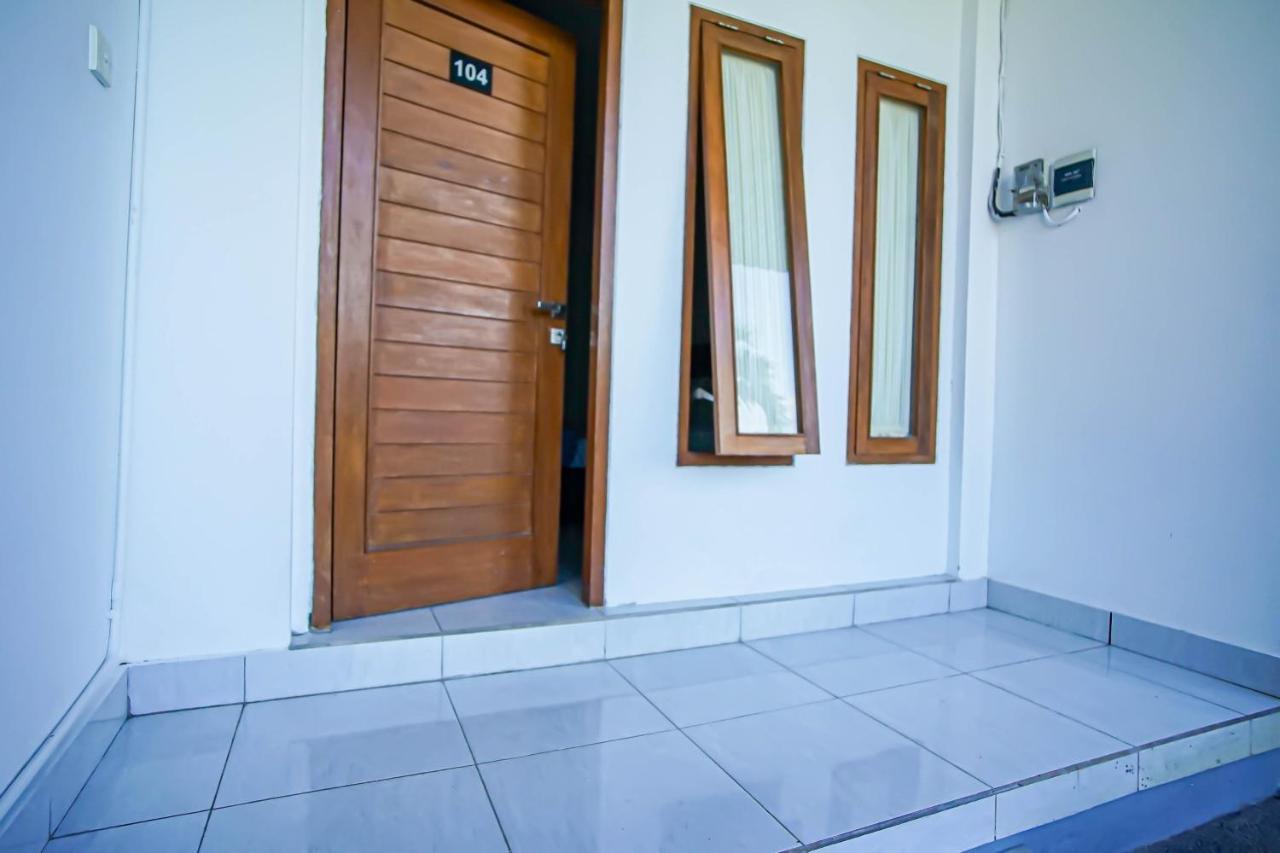 Pondok Sariqu Hotel Legian  Bagian luar foto