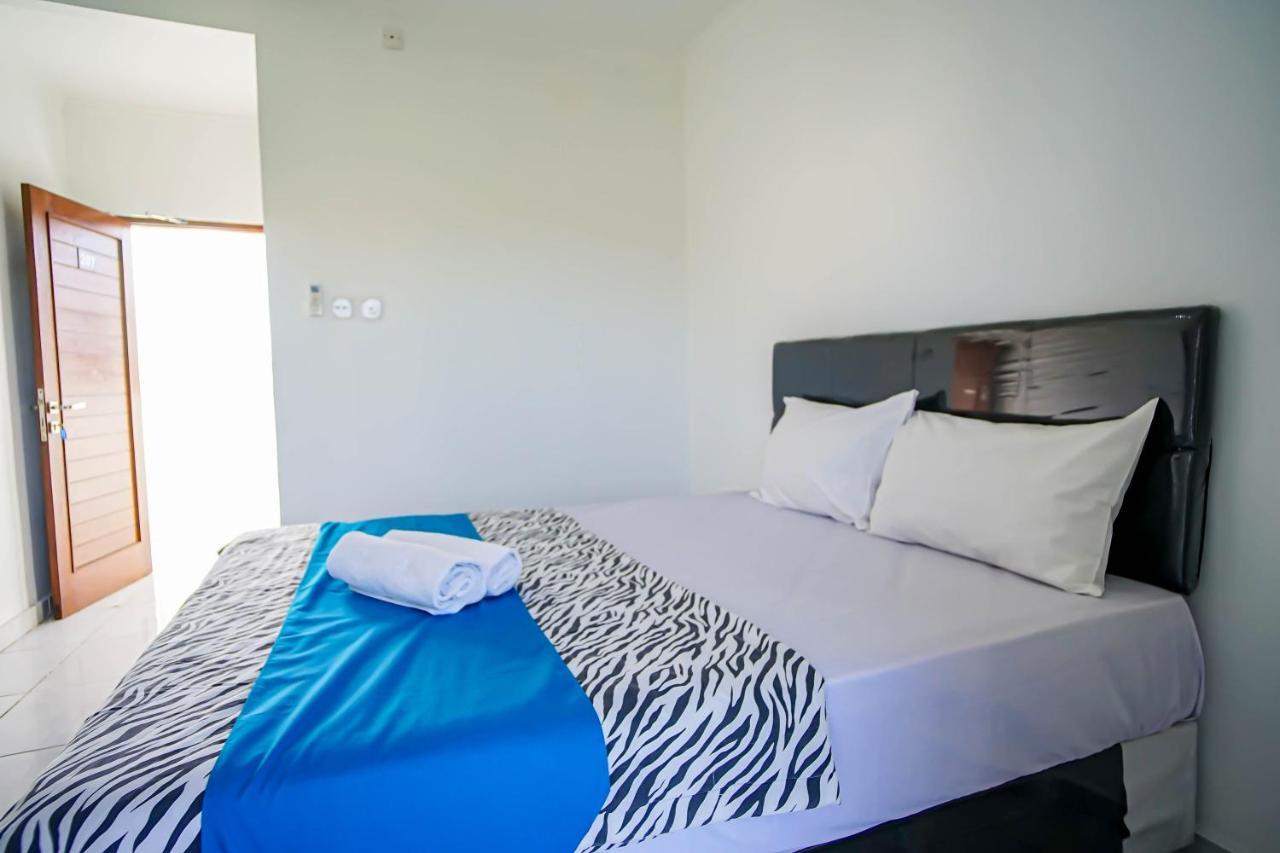 Pondok Sariqu Hotel Legian  Bagian luar foto